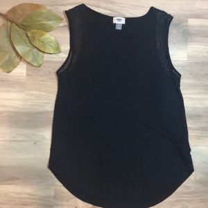 Old Navy black tank top